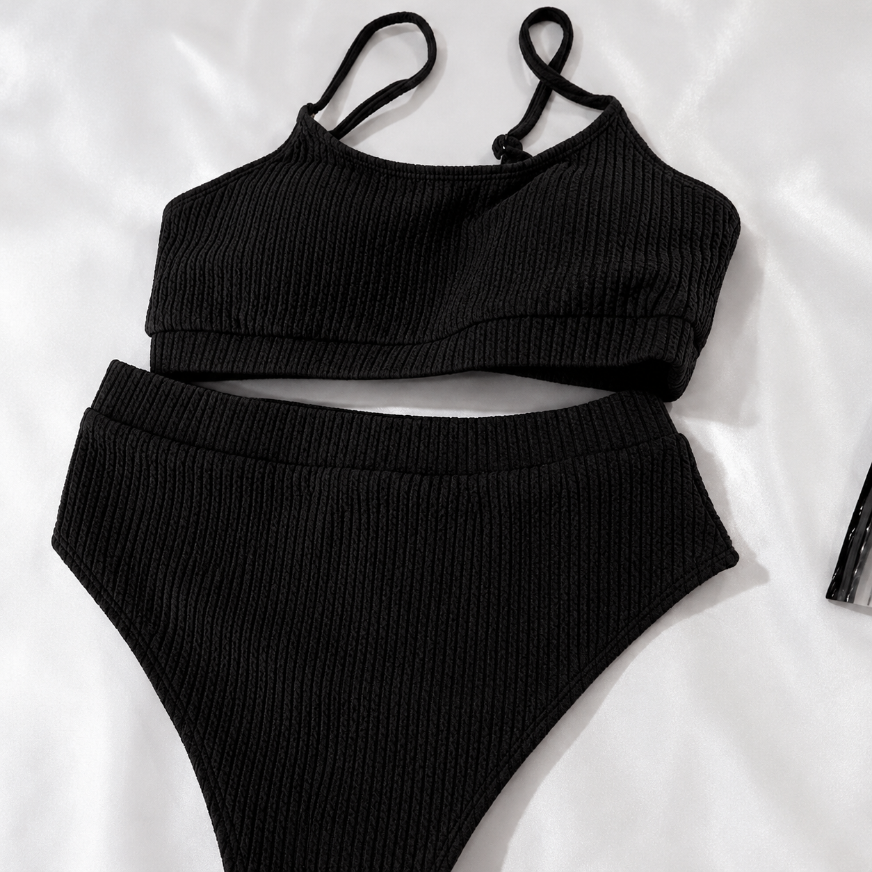 Lunessa™ — Flattering swimwear inspired by effortless beauty.